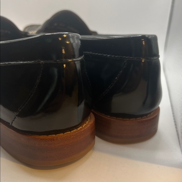 Weejuns G.H.Bass Black patent Leather Loafers - Picture 6 of 11